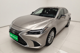 雷克萨斯ES 2025款 300h 臻享版