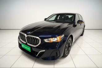 宝马5系 2025款 530Li 尊享型 M运动套装