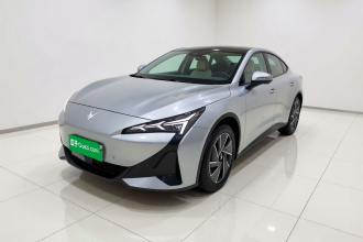 ARCFOX极狐 极狐 阿尔法S5 2025款 560PRO 185kW