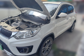 北京汽车 绅宝X35 2016款 1.5L 自动豪华版