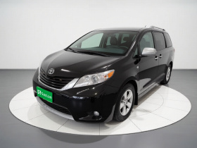 丰田 SIENNA 2015款 3.5L 两驱LE