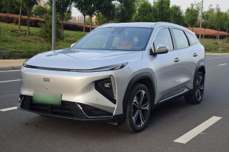 吉利银河 银河L7 2025款 EM-i 115km 探索+版