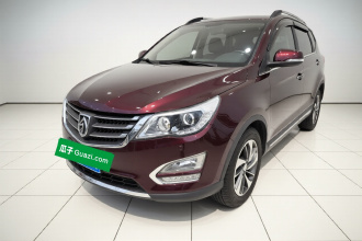 宝骏560 2015款 1.8L 手动豪华型