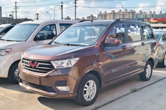五菱汽车 五菱宏光 2019款 1.5L S舒适型国VI LAR