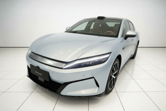 比亚迪 汉L 2025款 EV 四驱激光雷达旗舰型