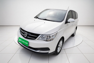 宝骏730 2019款 1.5L 手动超值型 7座 国VI