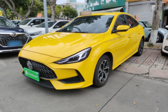 名爵 MG5 2021款 改款 180DVVT CVT青春豪华版