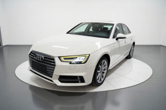 奥迪A4L 2018款 30周年年型 40 TFSI 时尚型
