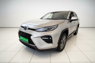 丰田 威兰达 2020款 双擎 2.5L E-CVT两驱尊贵版