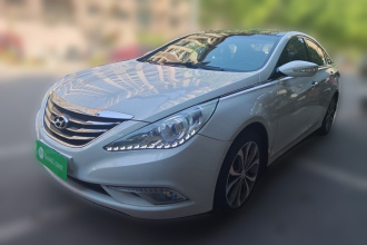 现代 索纳塔 2013款 2.0L 自动至尊版