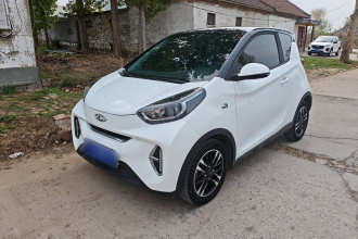 奇瑞QQ 小蚂蚁 2022款 改款 甜粉款 半糖版 三元锂 30.6kWh 30kW 301km