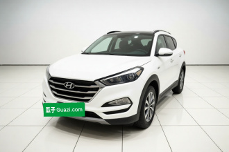现代 途胜 2015款 1.6T 双离合两驱智能型