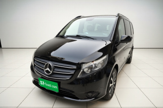 奔驰 威霆 2021款 2.0T 商务版 7座