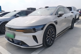 极氪007GT 2025款 四驱智驾版 75kWh