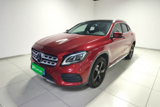 奔驰GLA 2019款 GLA 200 时尚型