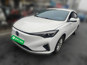 长安 逸动新能源 2022款 EV460 智行网约版 磷酸铁锂