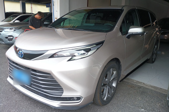 丰田 赛那SIENNA 2021款 2.5L混动 尊贵版