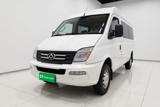 上汽大通MAXUS 新途V80 2021款 2.0T 手动经典傲运通127PS中轴中顶6/7/8/9座