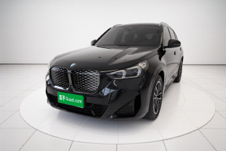 宝马iX1 2025款 eDrive25L M运动套装