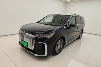 岚图汽车 岚图梦想家 2025款 PHEV 四驱旗舰鲲鹏版