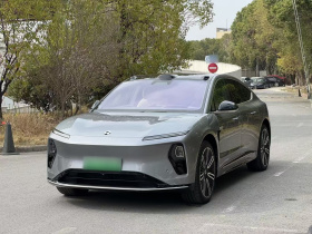 蔚来ET9 2025款 102kWh 签名版