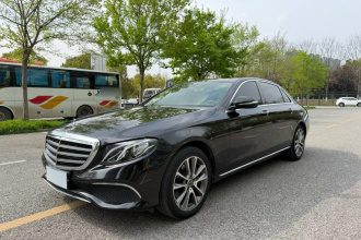 奔驰E级 2020款 E 260 L