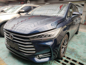 比亚迪 宋MAX 2018款 1.5T 自动智联精英型 6座