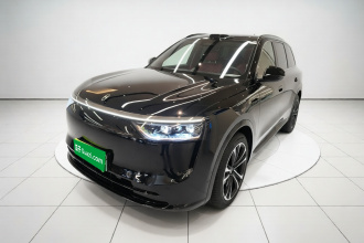 鸿蒙智行 问界M8 2025款 增程 Max+版 53.4kWh 5座版 (192线激光雷达）