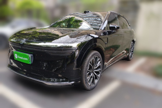 极氪7X 2025款 75kWh 后驱智驾版