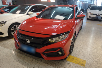 本田 思域 2021款 HATCHBACK 220TURBO CVT新锐控