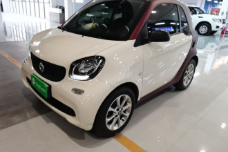 smart fortwo 2015款 1.0L 52千瓦硬顶灵动版