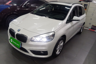宝马2系多功能旅行车 2015款 218i 领先型