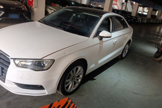 奥迪A3 2015款 Limousine 35 TFSI 百万纪念舒享型