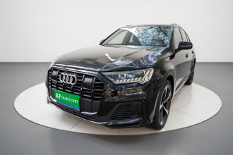 奥迪Q7 2021款 55 TFSI quattro S line尊贵型