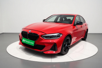 宝马1系 2022款 125i M运动曜夜版