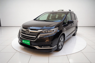 本田 艾力绅 2019款 2.0L 混动至尊版