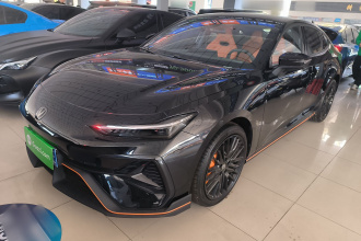 长安UNI-V 2025款 第三代 2.0T 劲擎型