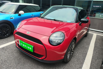 电动MINI COOPER 2024款 456km COOPER E 经典派