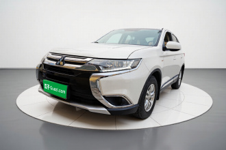 三菱 欧蓝德 2018款 2.0L 两驱风尚版 5座