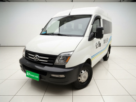 上汽大通MAXUS 新途V80 2019款 2.5T经典款6挡手动傲运通短轴中顶5/6座