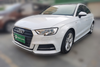 奥迪A3 2018款 30周年年型 Limousine 35 TFSI 时尚型