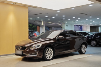沃尔沃S60 2018款 S60L T4 智远版