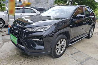 丰田 威兰达 2021款 双擎 2.5L E-CVT两驱豪华版