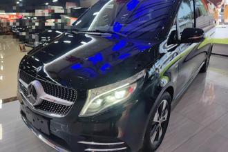 奔驰V级 2020款 V 260 L 长轴距豪华版