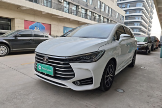 比亚迪 宋MAX 2017款 1.5T 自动智联精英型 7座