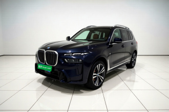 宝马X7 2023款 xDrive40i 尊享型M运动套装