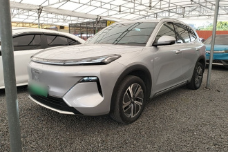 吉利银河 银河星舰7 EM-i 2025款 120km 探索+版
