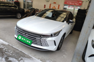 比亚迪 驱逐舰05 2024款 荣耀版 DM-i 55KM 豪华型