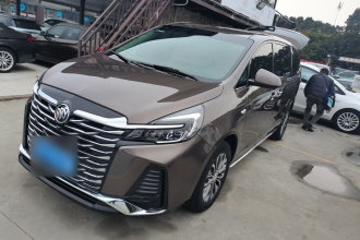 别克GL8 2023款 陆上公务舱 尊贵型