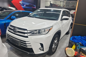丰田 汉兰达 2018款 2.0T 四驱豪华版 7座 国VI
